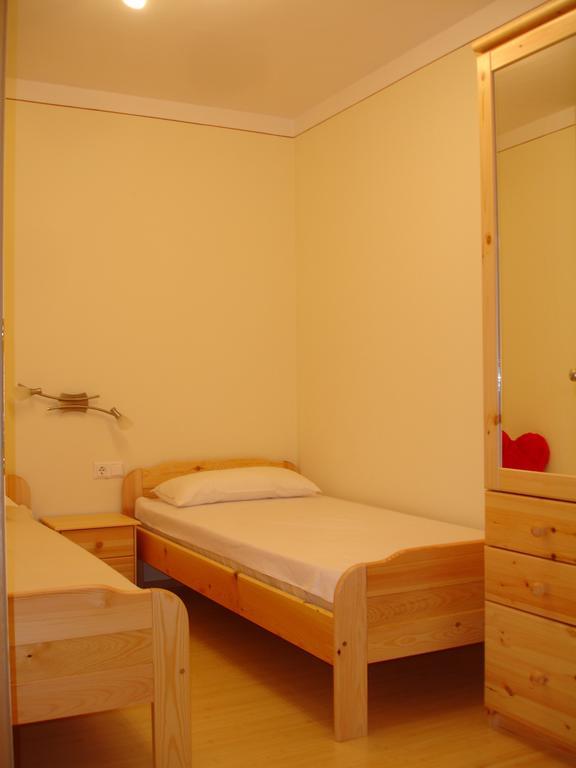 דירות נידראו Haus Gfoeller חדר תמונה